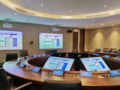 傳統的多功能會議室有哪些特點